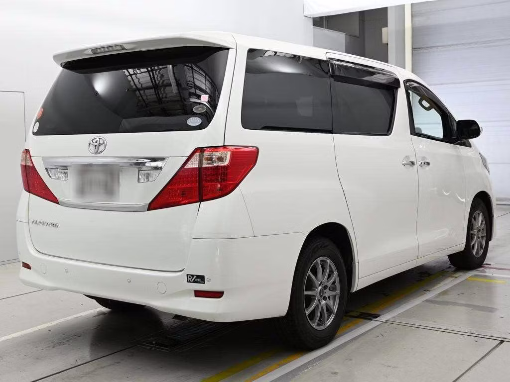 TOYOTA ALPHARD