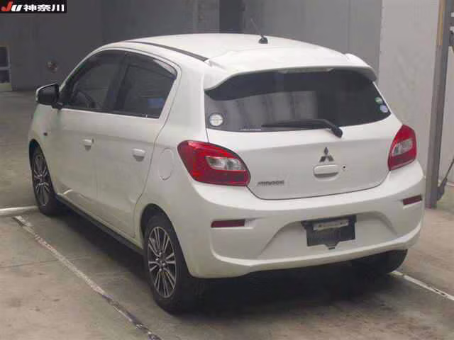 MITSUBISHI MIRAGE