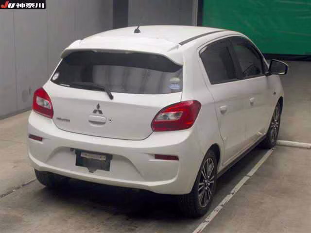 MITSUBISHI MIRAGE