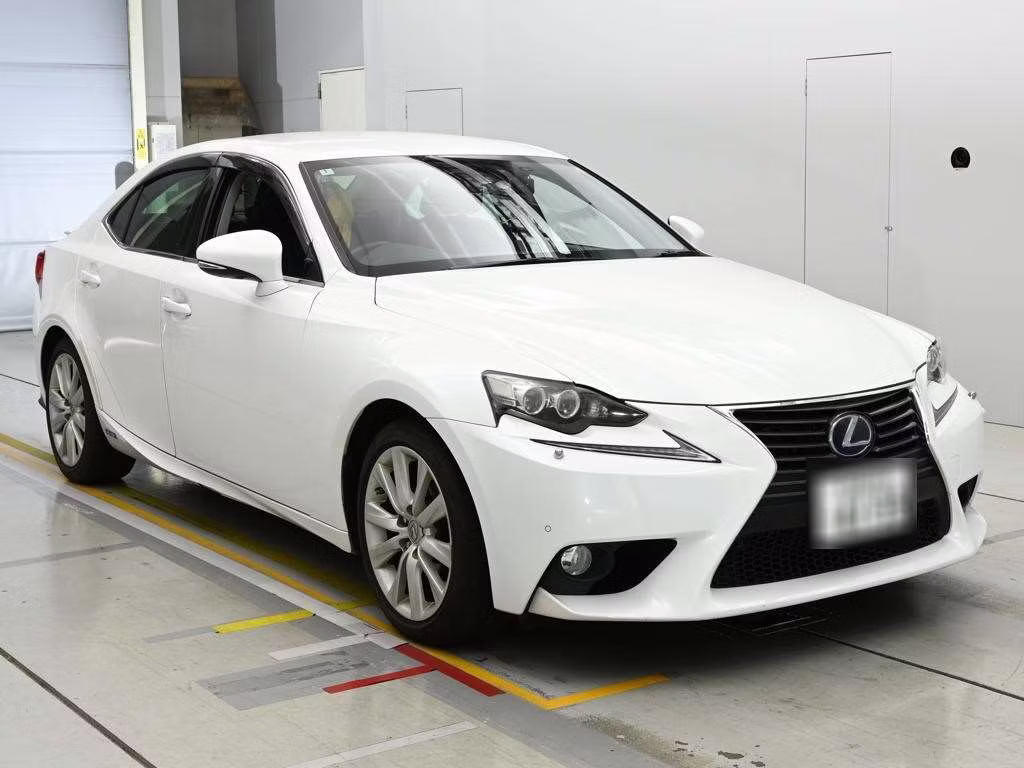 LEXUS IS300H