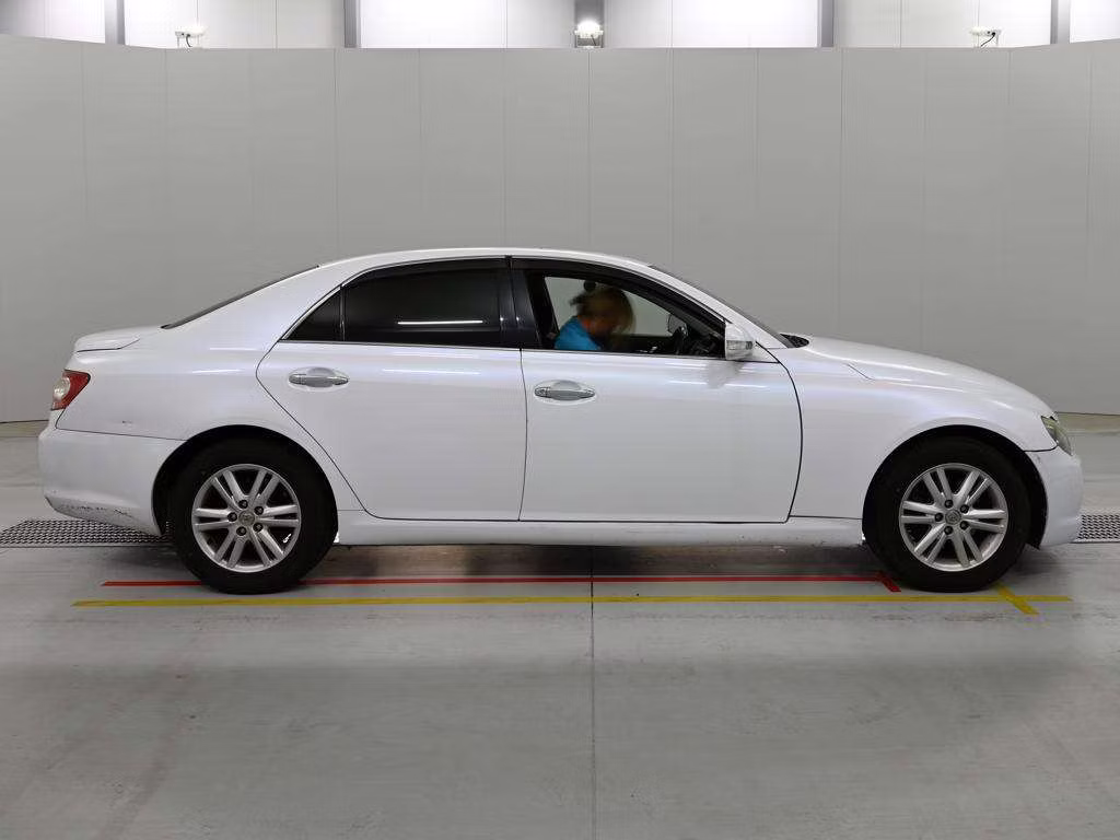 TOYOTA MARK X