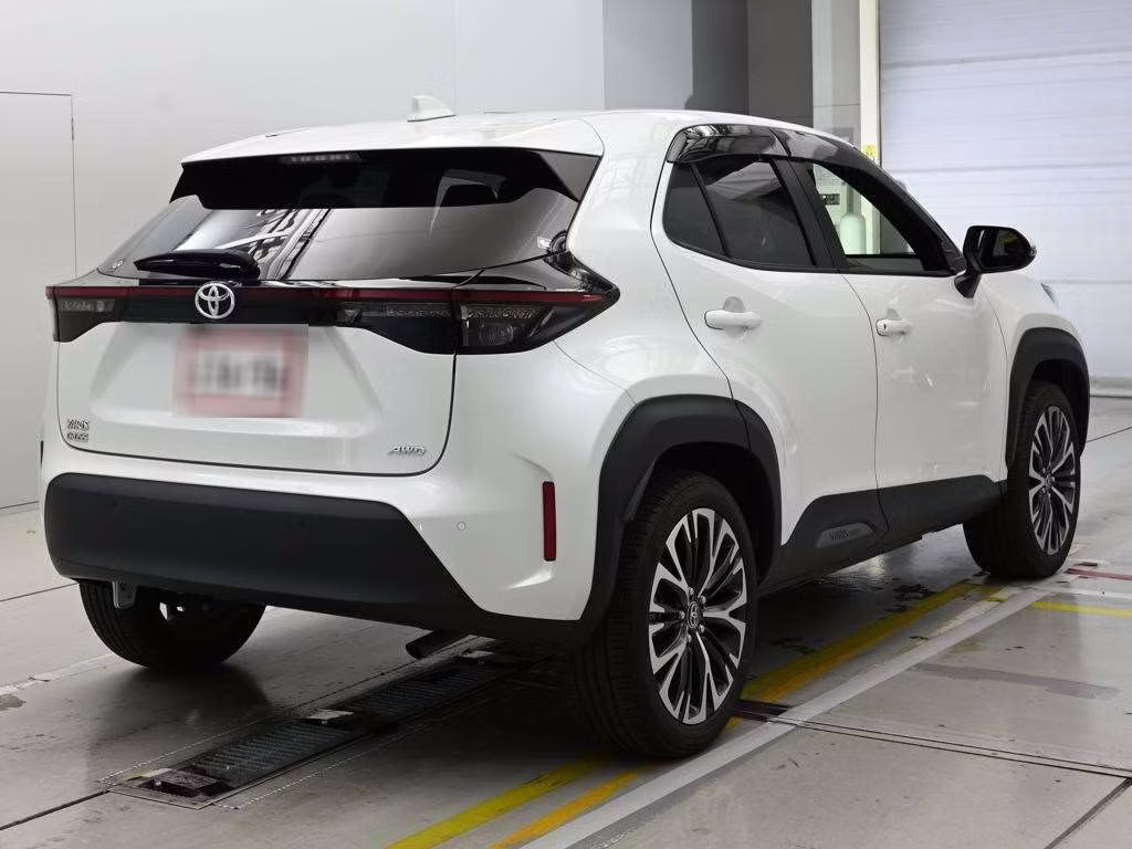 TOYOTA YARIS CROSS