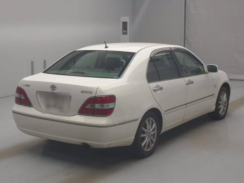 TOYOTA BREVIS