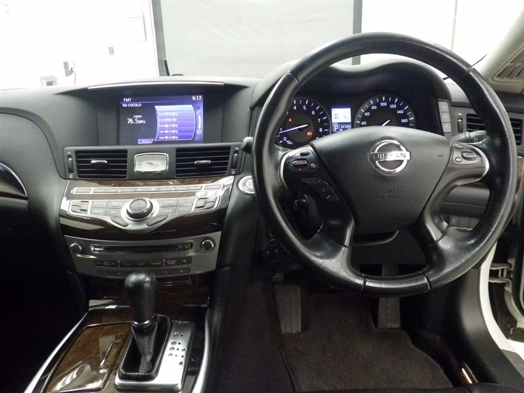 NISSAN FUGA
