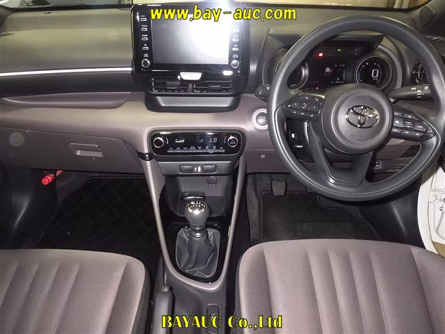 TOYOTA YARIS