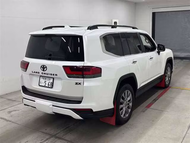 TOYOTA LAND CRUISER