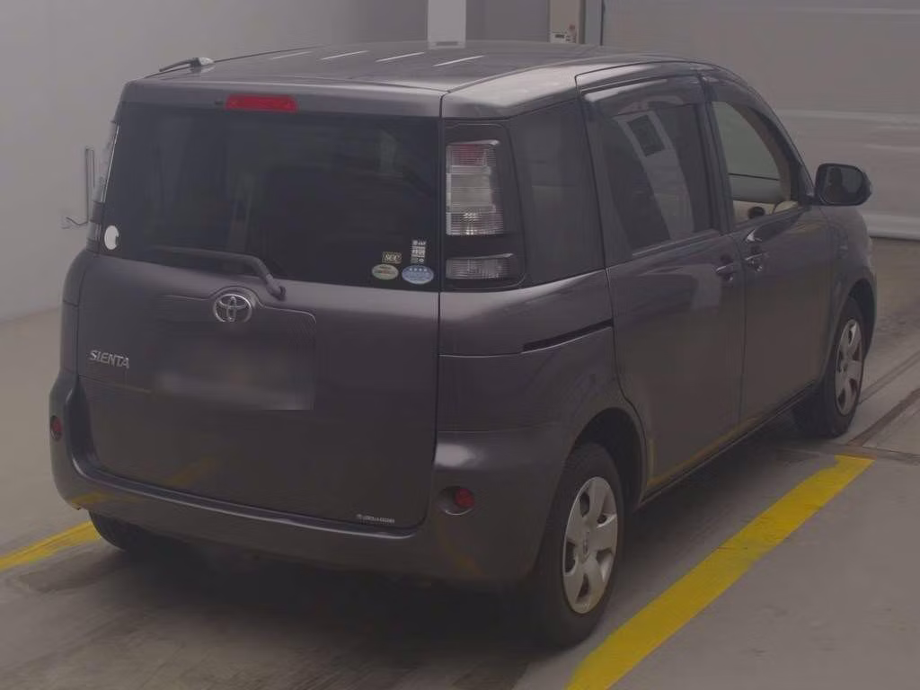 TOYOTA SIENTA