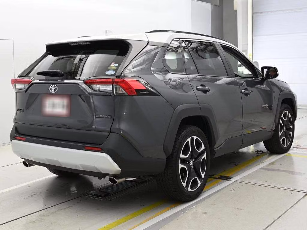 TOYOTA RAV4