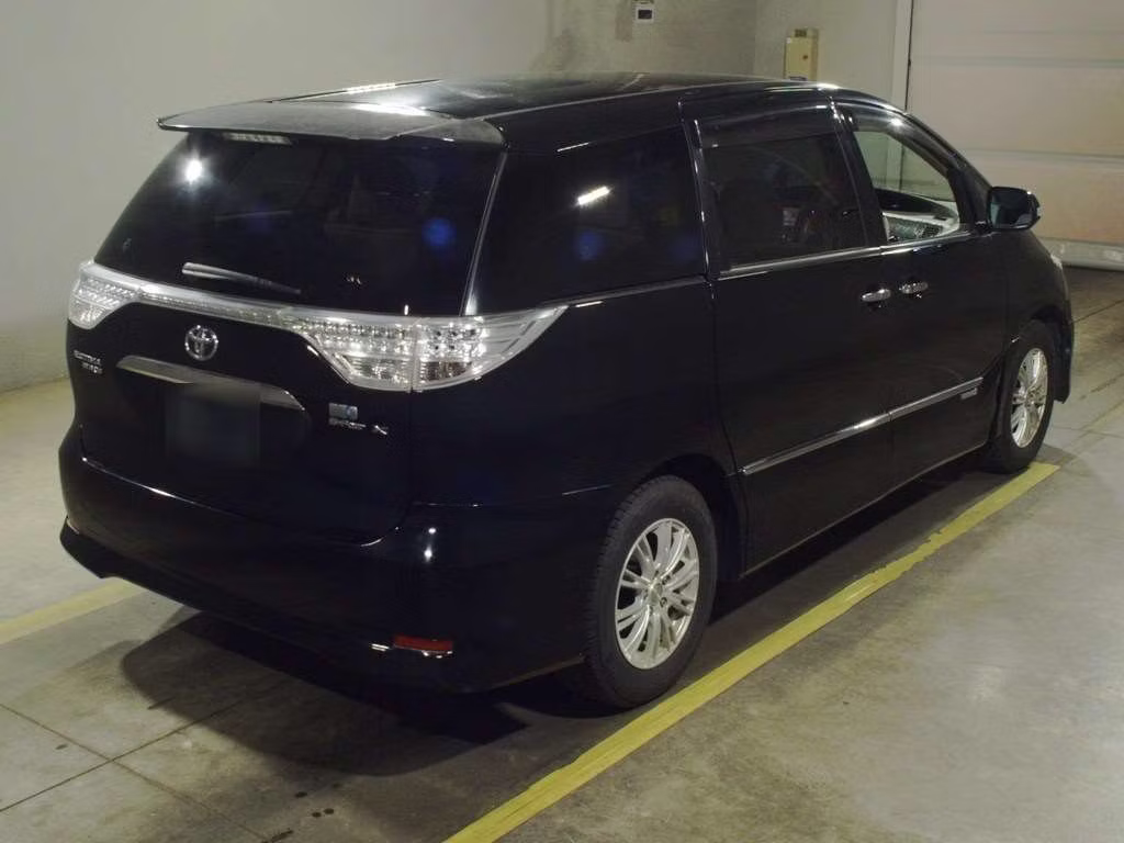 TOYOTA ESTIMA