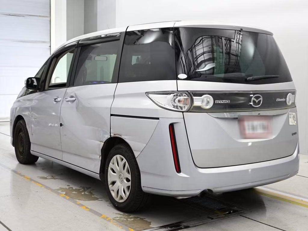 MAZDA BIANTE