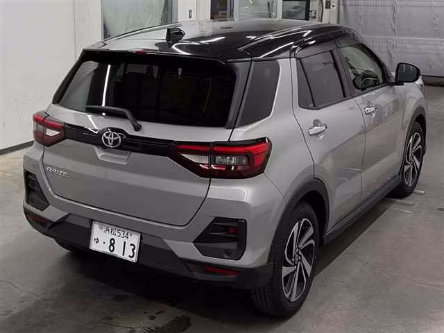 TOYOTA RAIZE