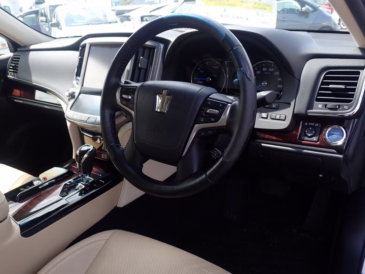 TOYOTA CROWN