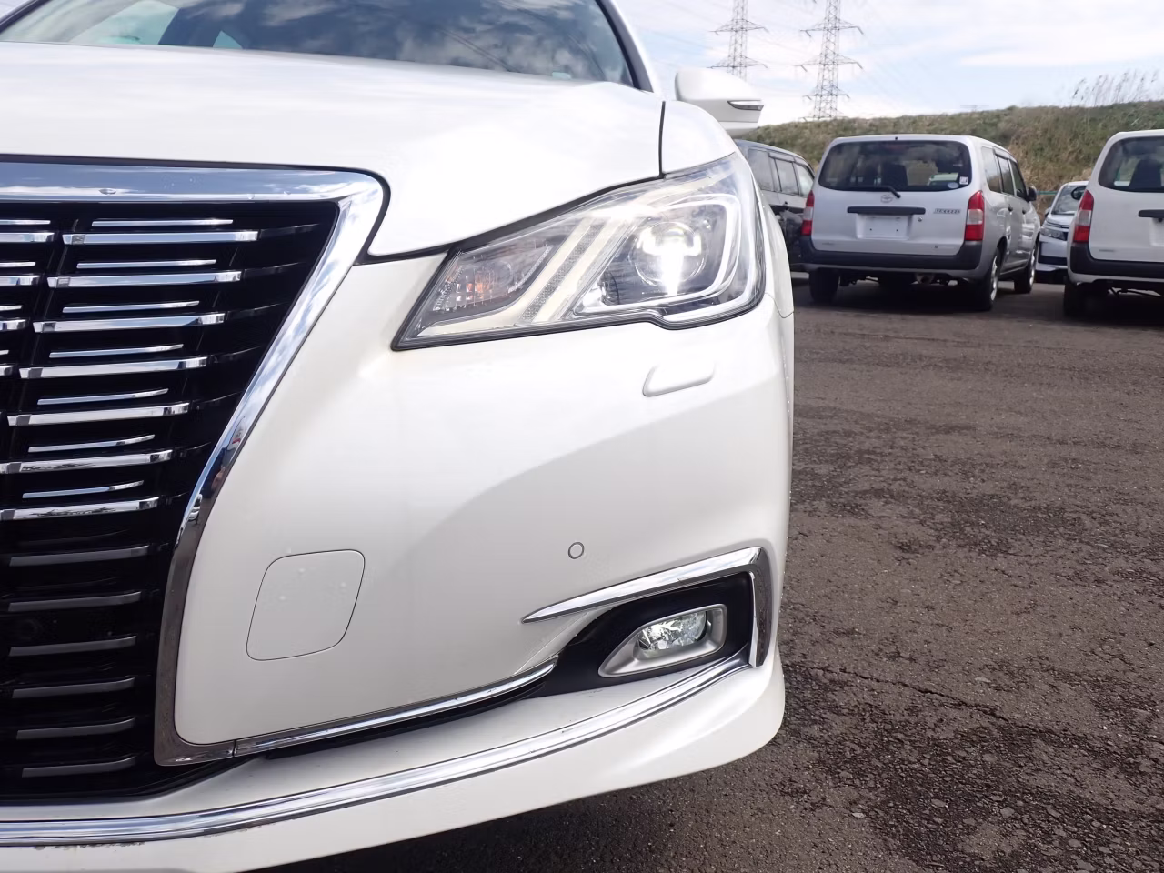 TOYOTA CROWN