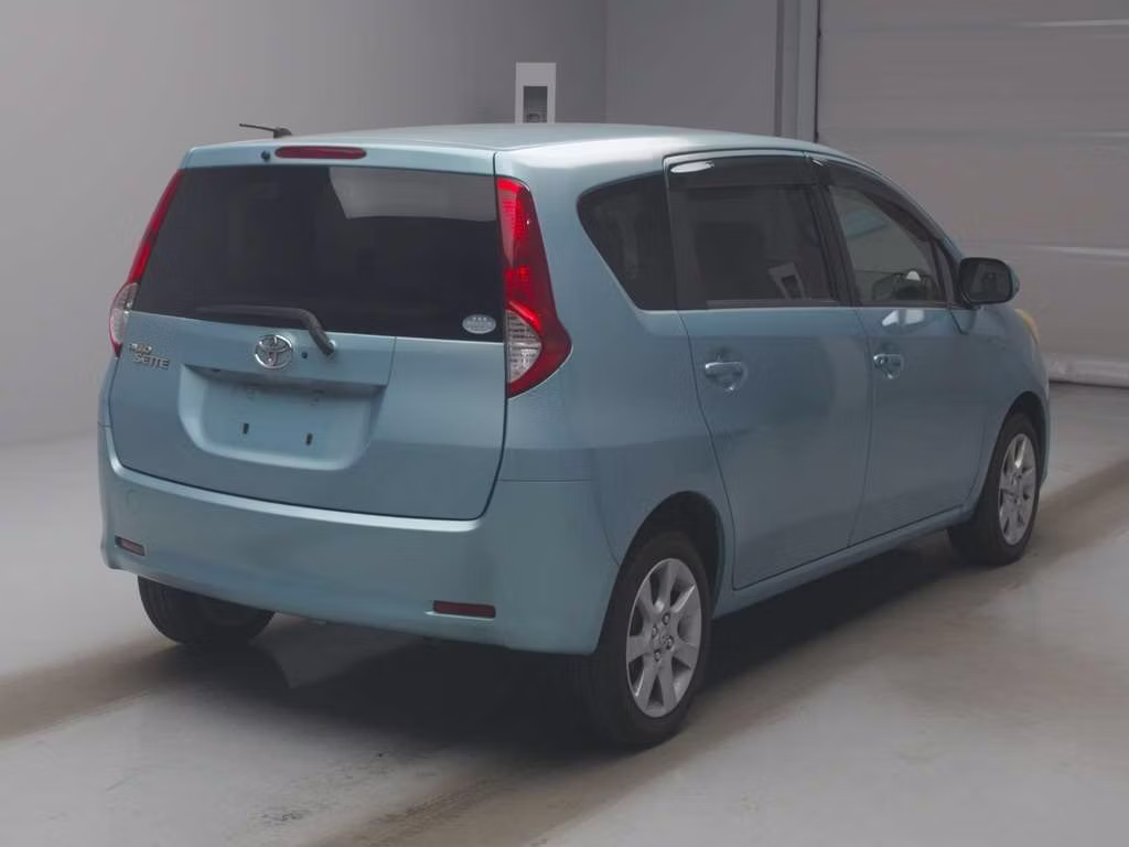 TOYOTA PASSO SETTE