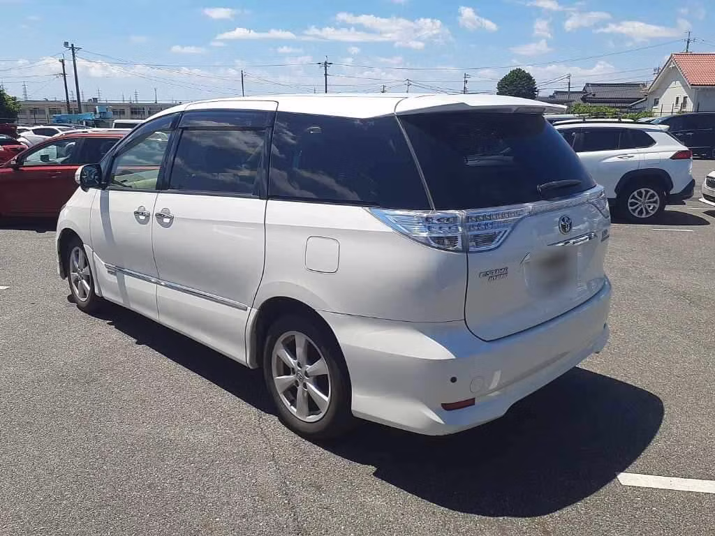 TOYOTA ESTIMA