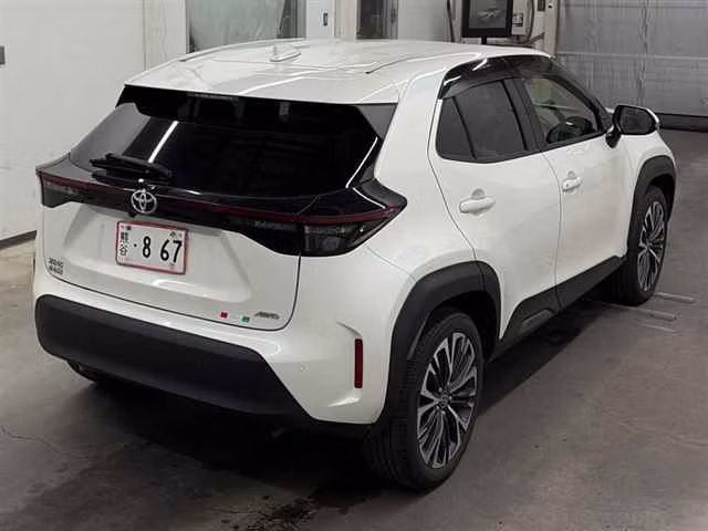 TOYOTA YARIS CROSS