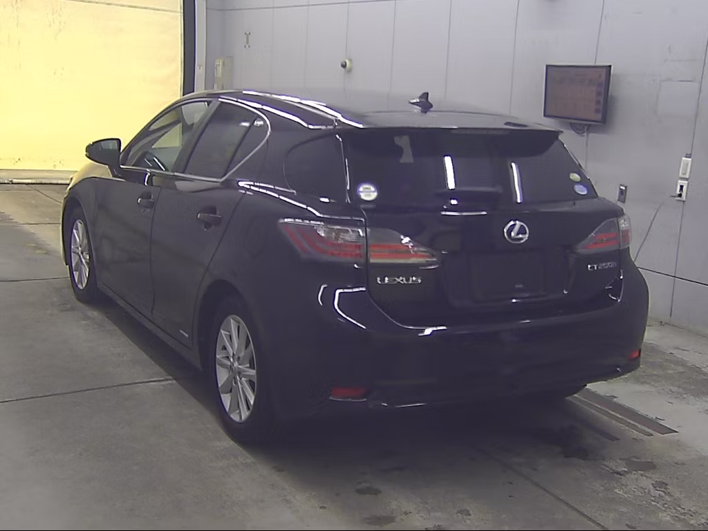 LEXUS CT200H
