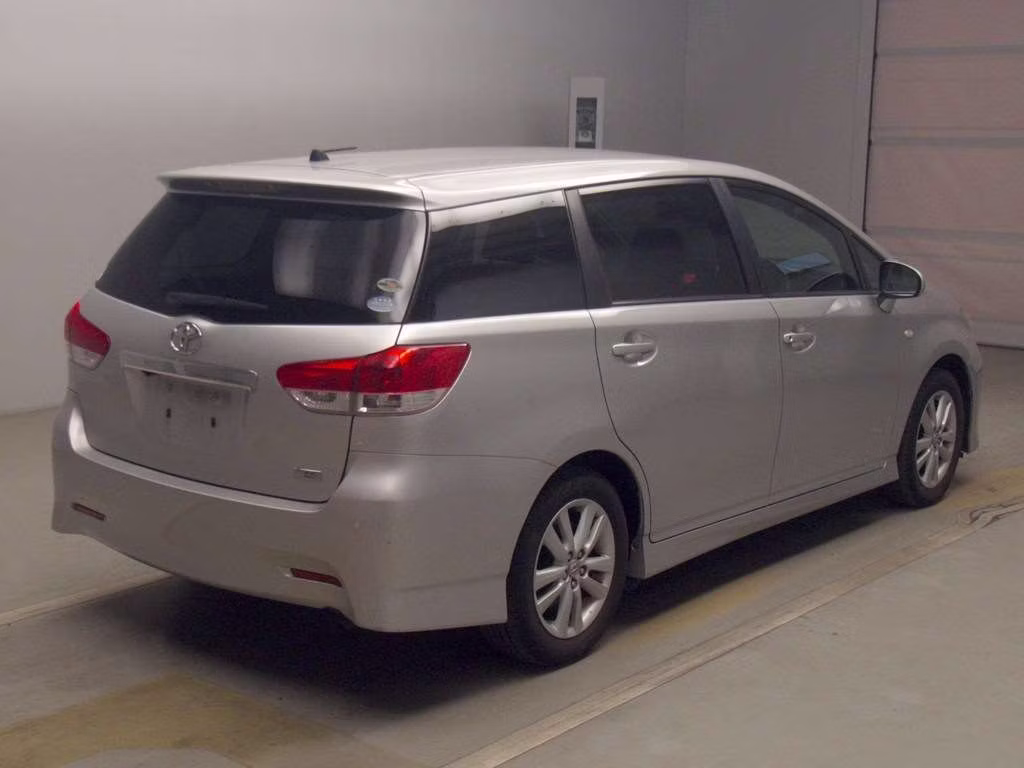 TOYOTA WISH