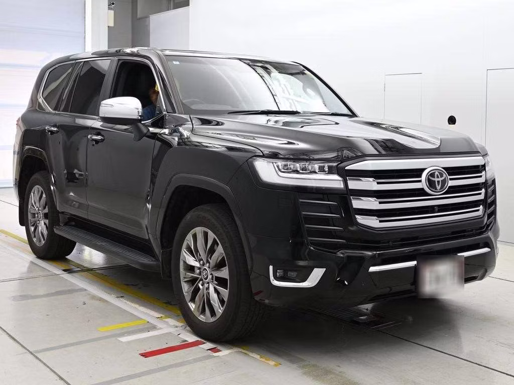 TOYOTA LAND CRUISER