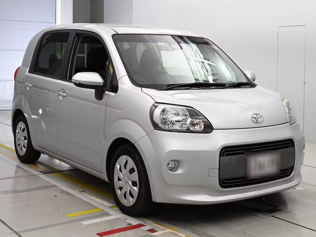 TOYOTA PORTE