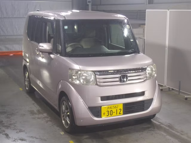 HONDA N-BOX