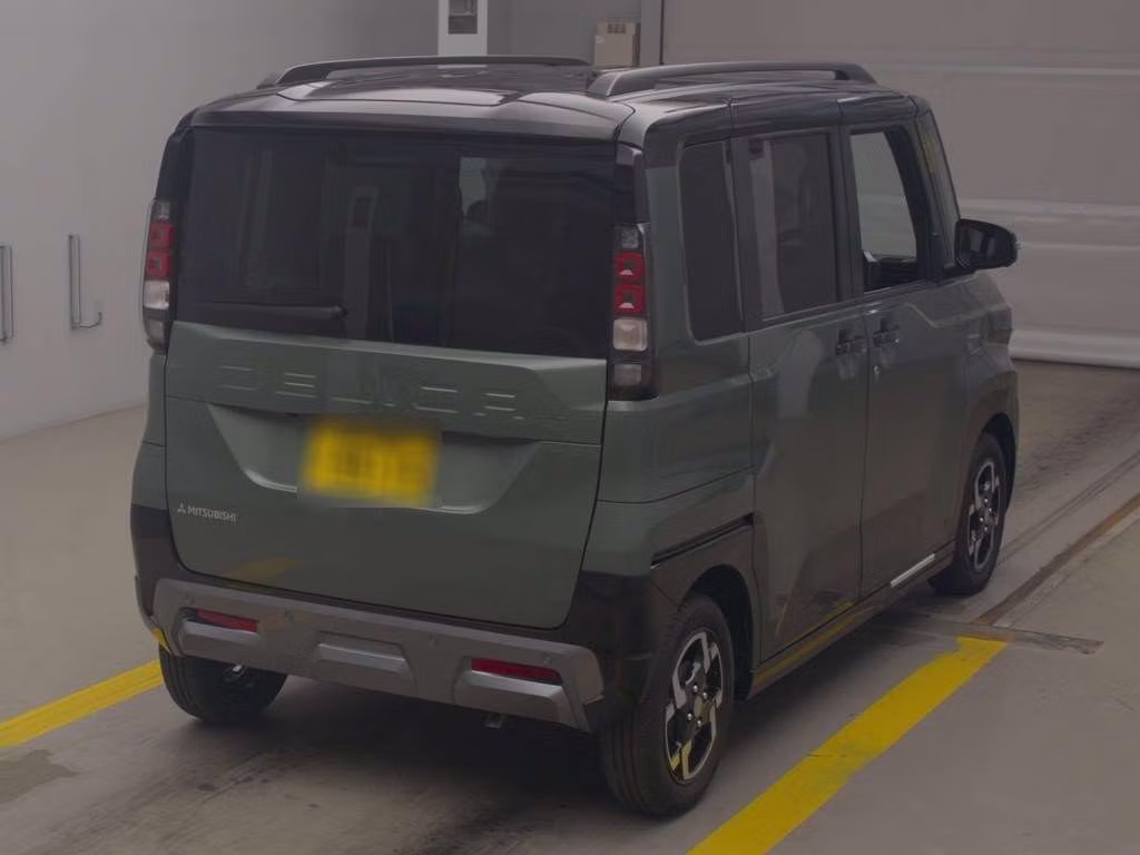 MITSUBISHI DELICA MINI