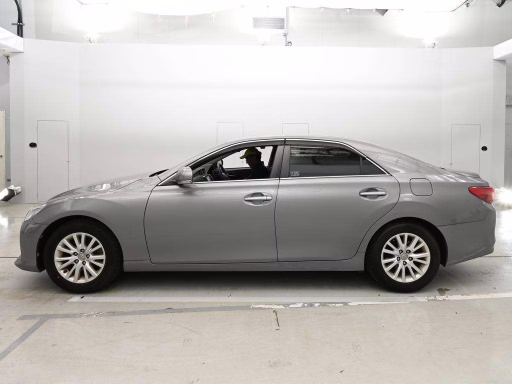 TOYOTA MARK X