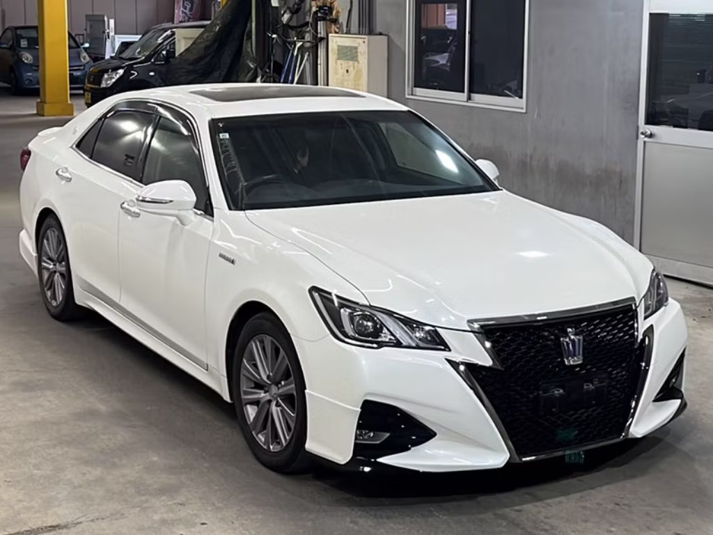 TOYOTA CROWN