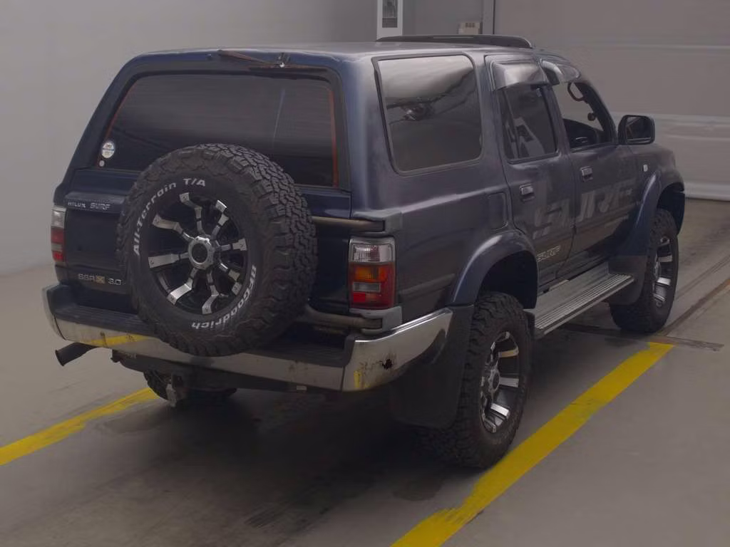TOYOTA HILUX SURF