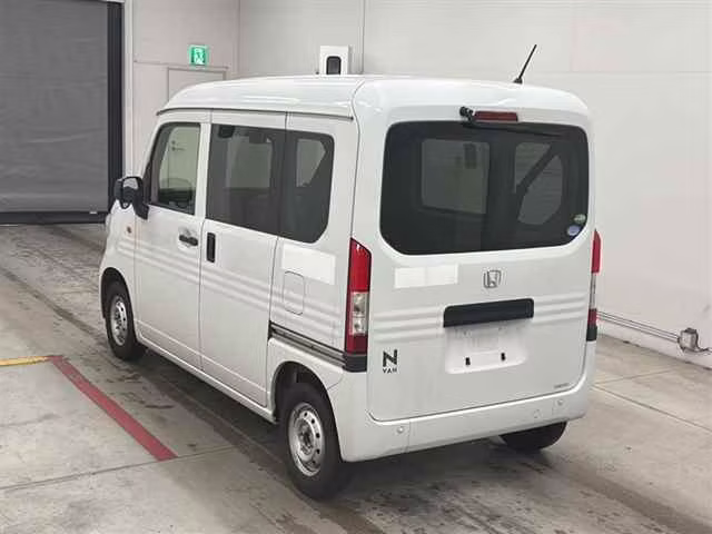 HONDA N-VAN