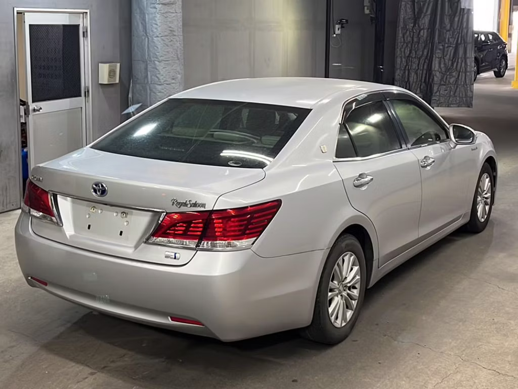 TOYOTA CROWN