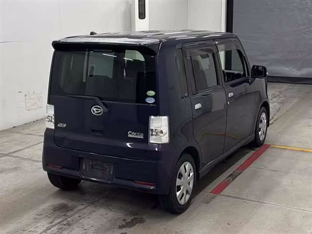 DAIHATSU MOVE CONTE