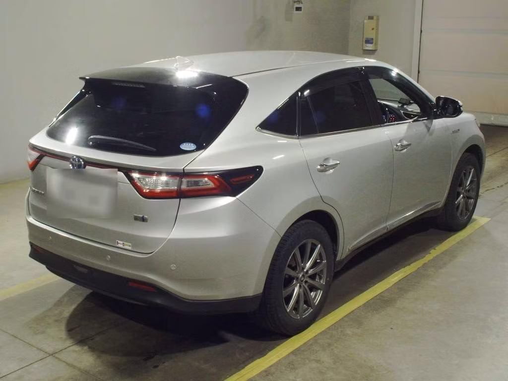 TOYOTA HARRIER