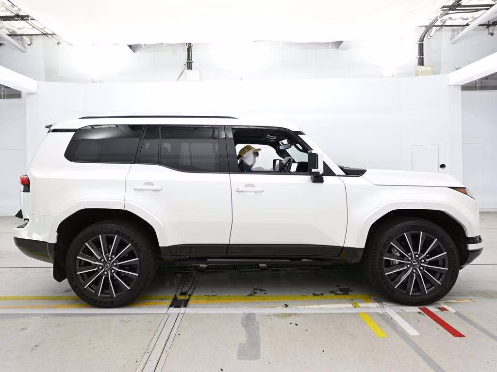 LEXUS GX550