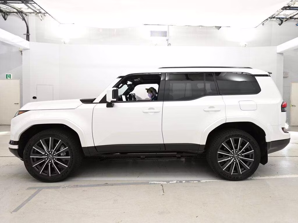 LEXUS GX550