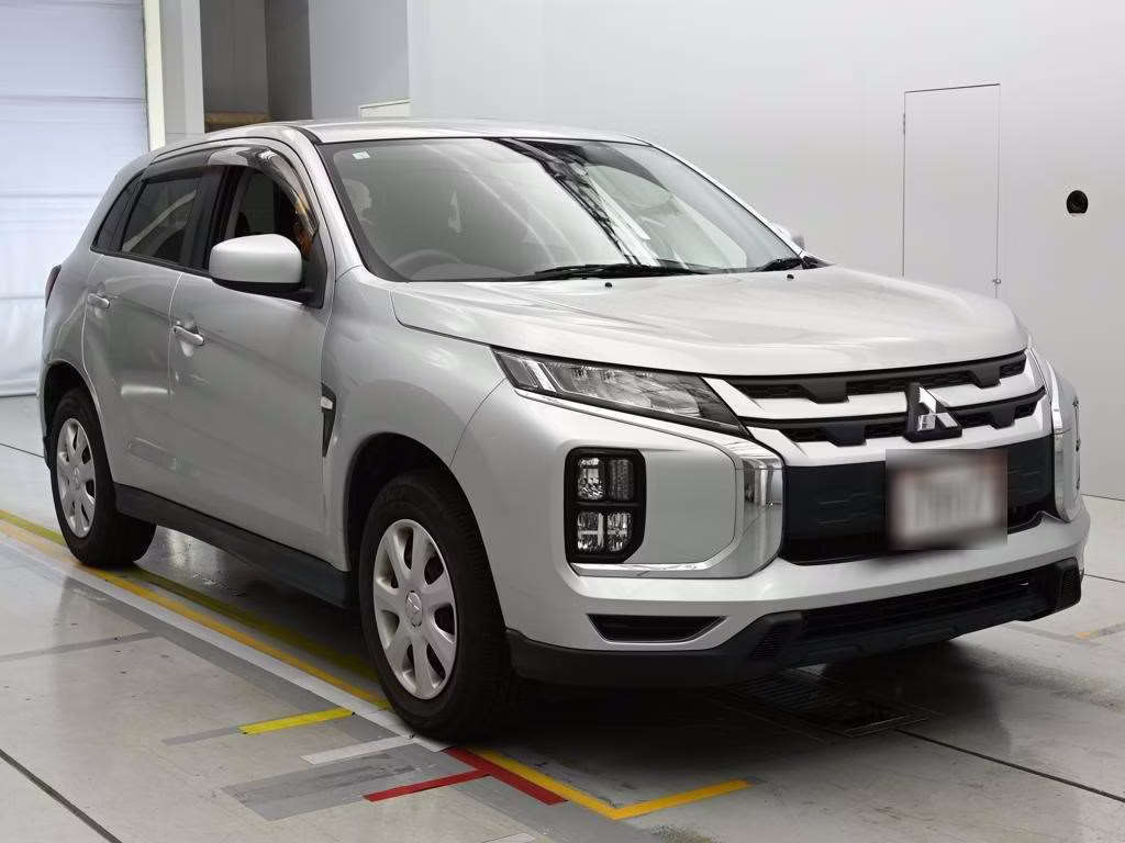 MITSUBISHI RVR