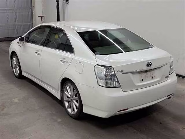 TOYOTA SAI