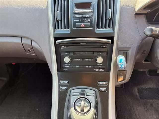TOYOTA SAI