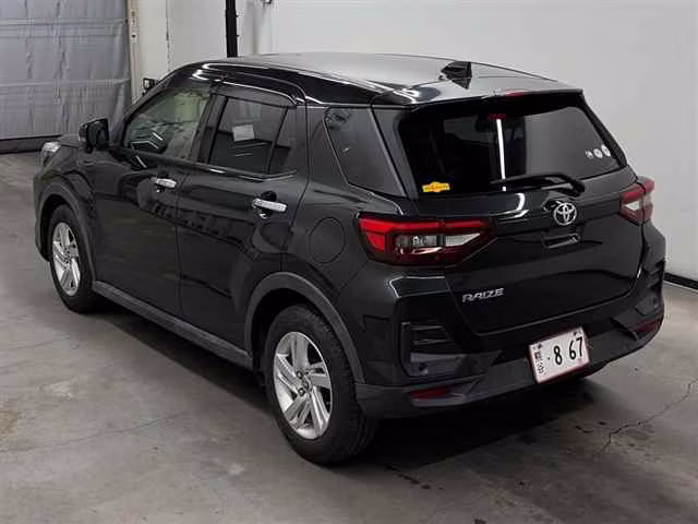 TOYOTA RAIZE