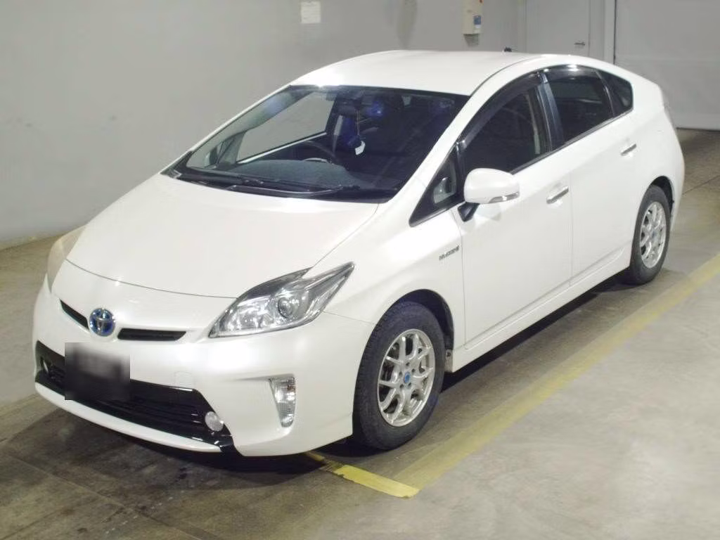 TOYOTA PRIUS