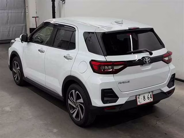 TOYOTA RAIZE