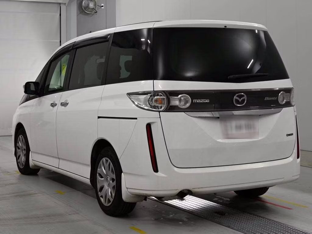 MAZDA BIANTE