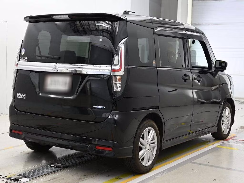 MITSUBISHI DELICA D:2