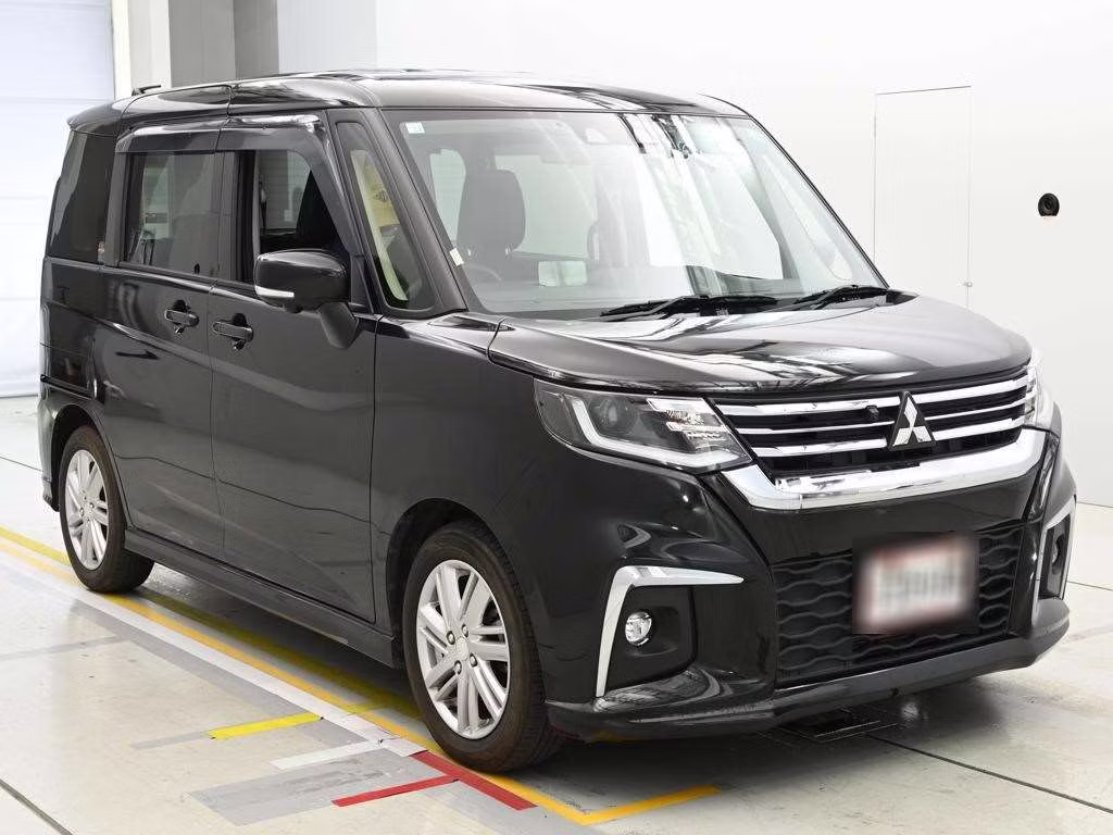 MITSUBISHI DELICA D:2