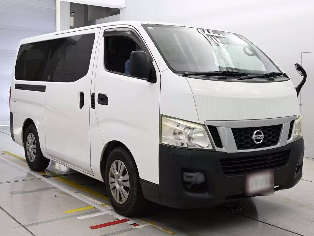 NISSAN NV350 CARAVAN