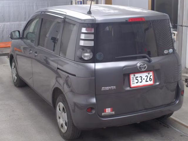 TOYOTA SIENTA
