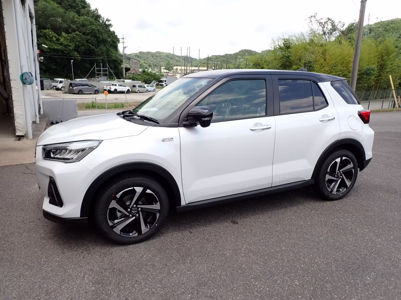 DAIHATSU ROCKY