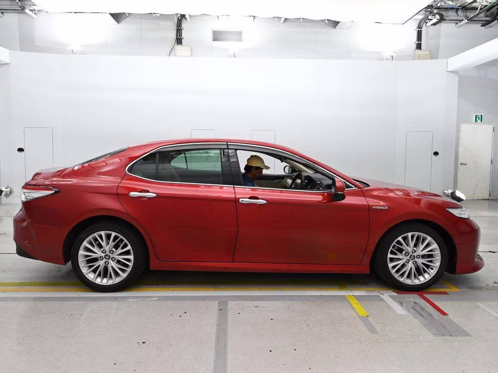 TOYOTA CAMRY