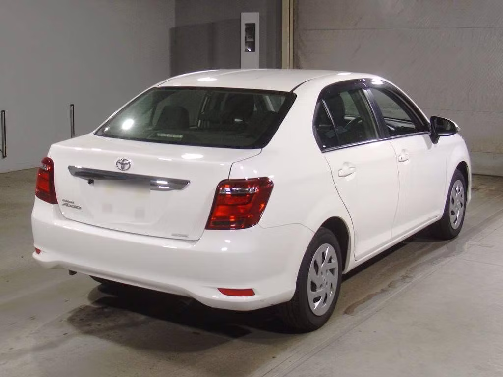 TOYOTA COROLLA AXIO