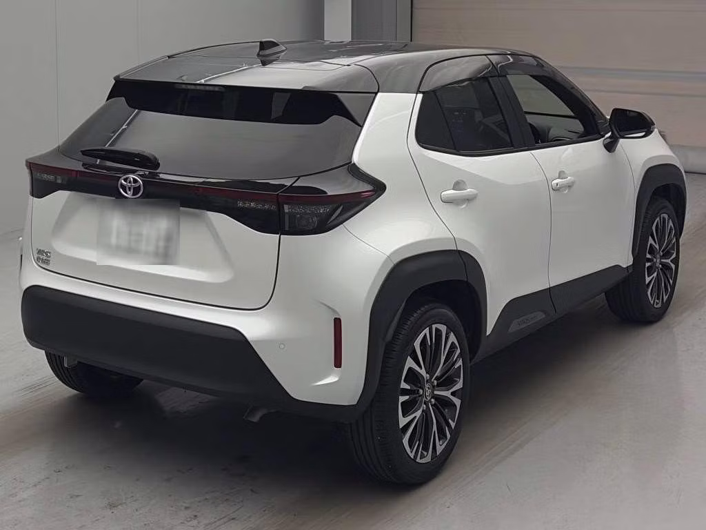 TOYOTA YARIS CROSS